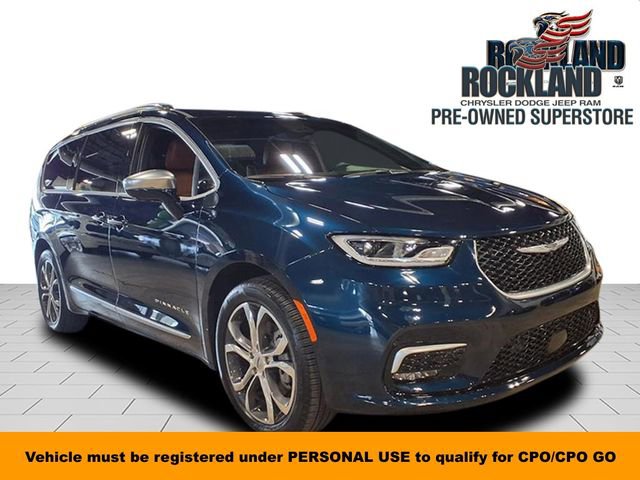 Used 2024 Chrysler Pacifica Pinnacle image 1