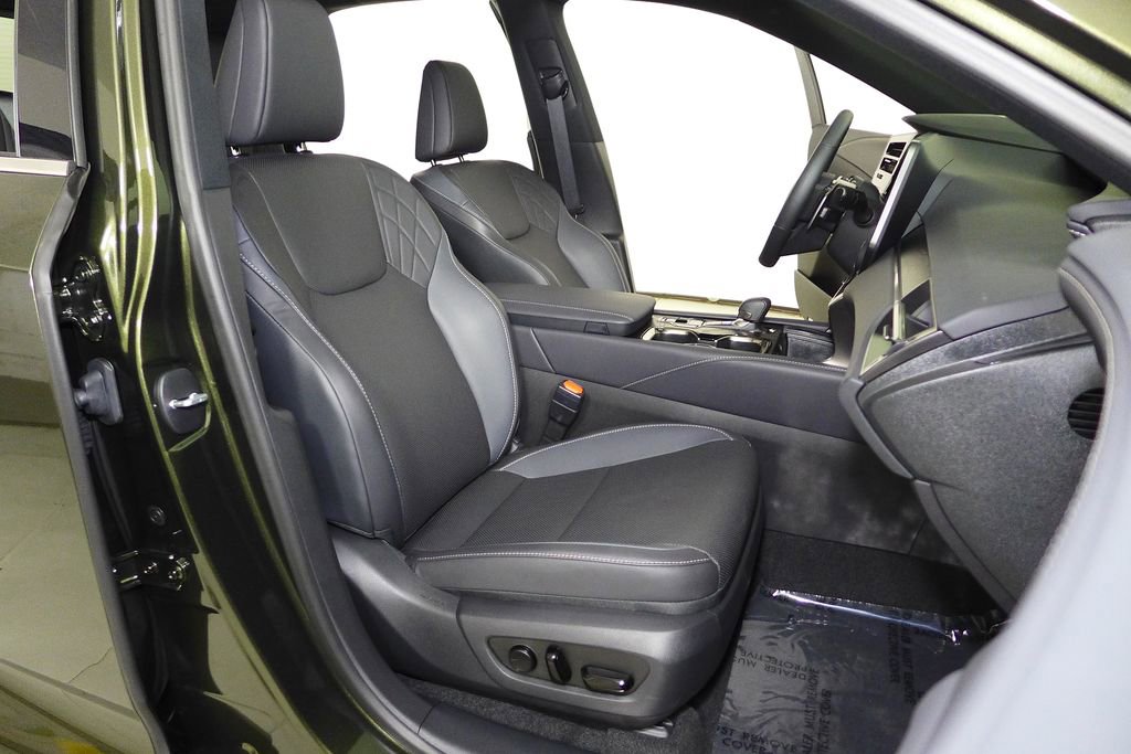Used 2025 Lexus RX 350 Premium w/ Convenience Package image 19
