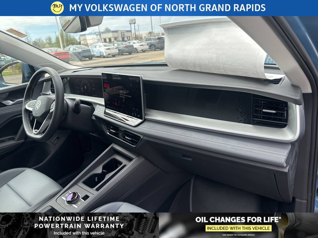 New 2026 Volkswagen Tiguan SE AWD/4WD image 31