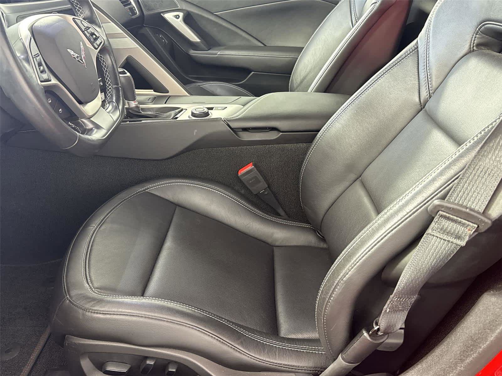 Used 2019 Chevrolet Corvette Grand Sport RWD image 11