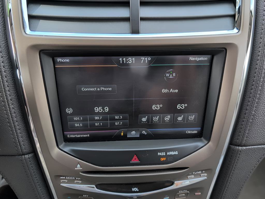 Used 2012 Lincoln MKX AWD image 22