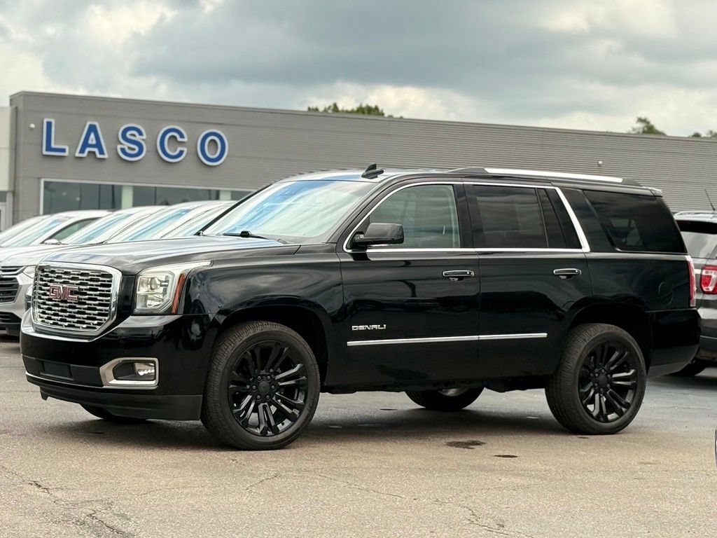 Used 2018 GMC Yukon Denali w/ Denali Ultimate Package AWD/4WD image 1