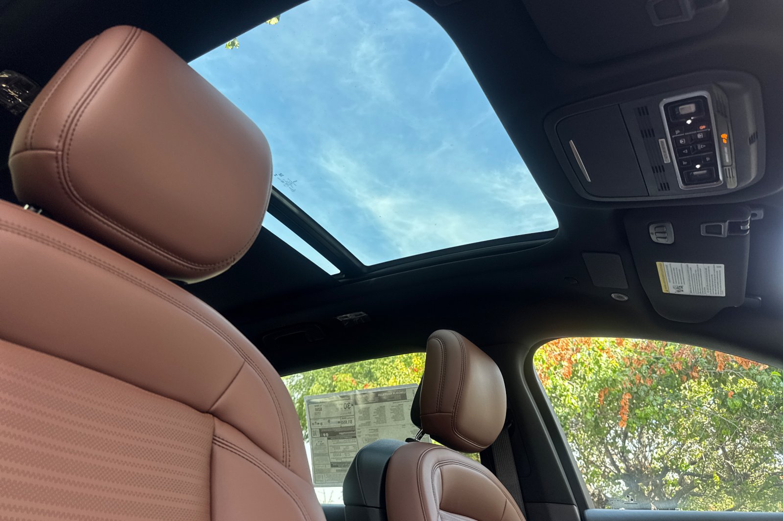 New 2026 Lincoln Nautilus Reserve AWD/4WD image 13
