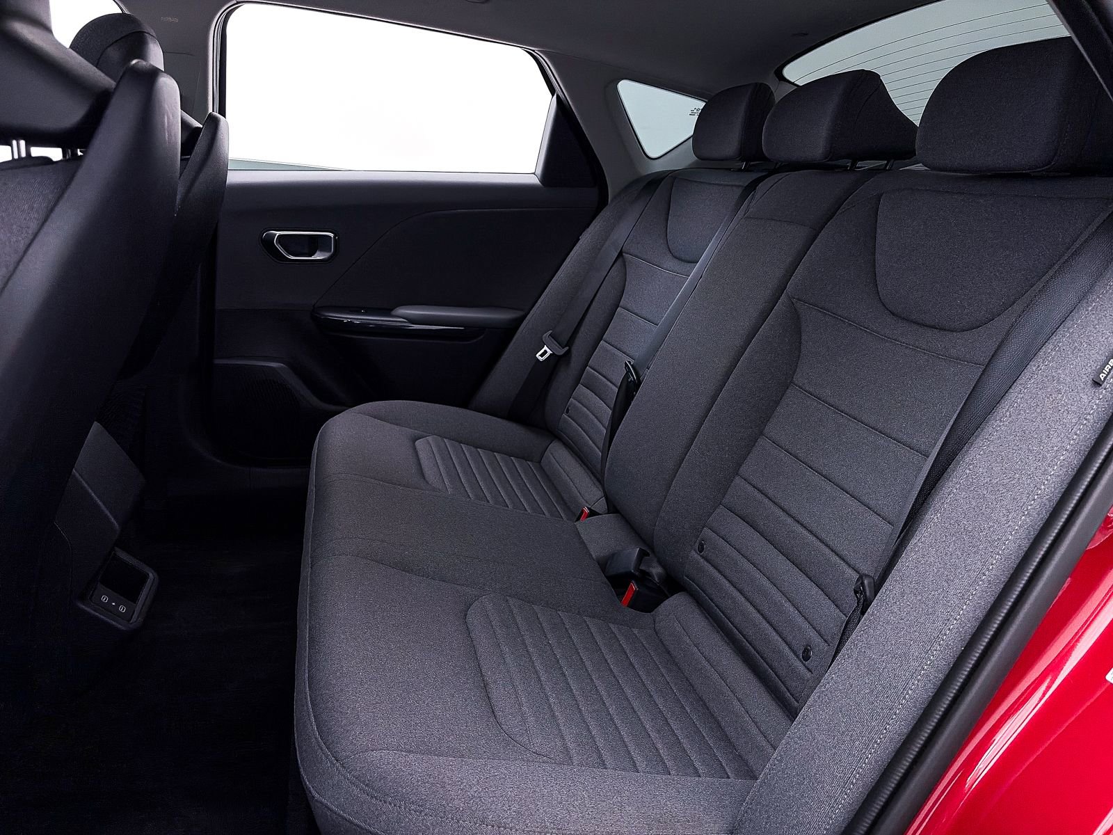 Certified 2025 Kia K4 EX image 36