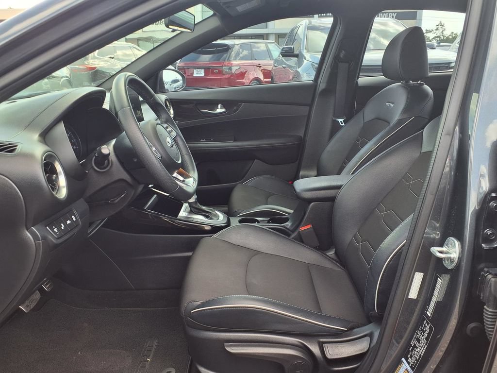 Used 2021 Kia Forte GT-Line FWD image 16