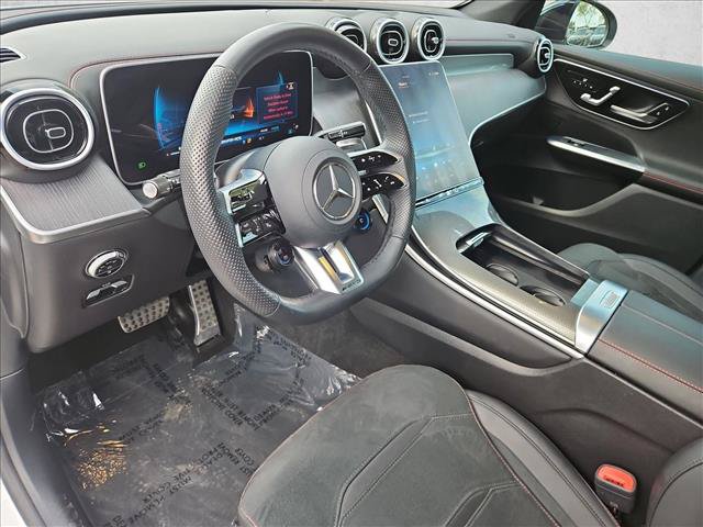 Used 2025 Mercedes-Benz GLC 43 AMG 4MATIC image 13