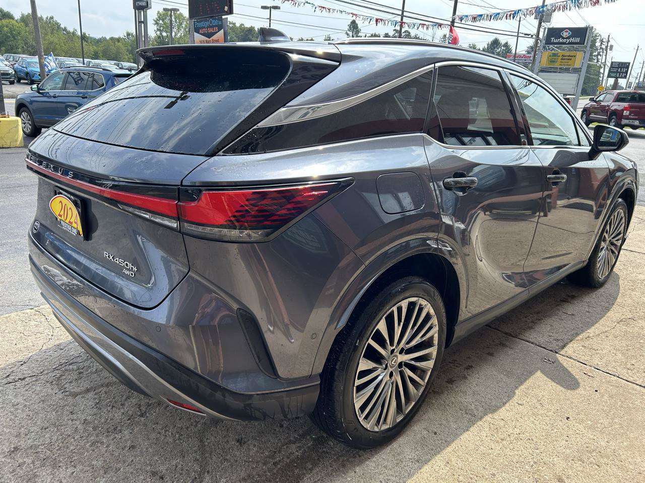 Used 2024 Lexus RX 450h AWD w/ Convenience Package image 6