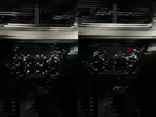 Certified 2025 Chevrolet Trax LT w/ LT Convenience Package image 17