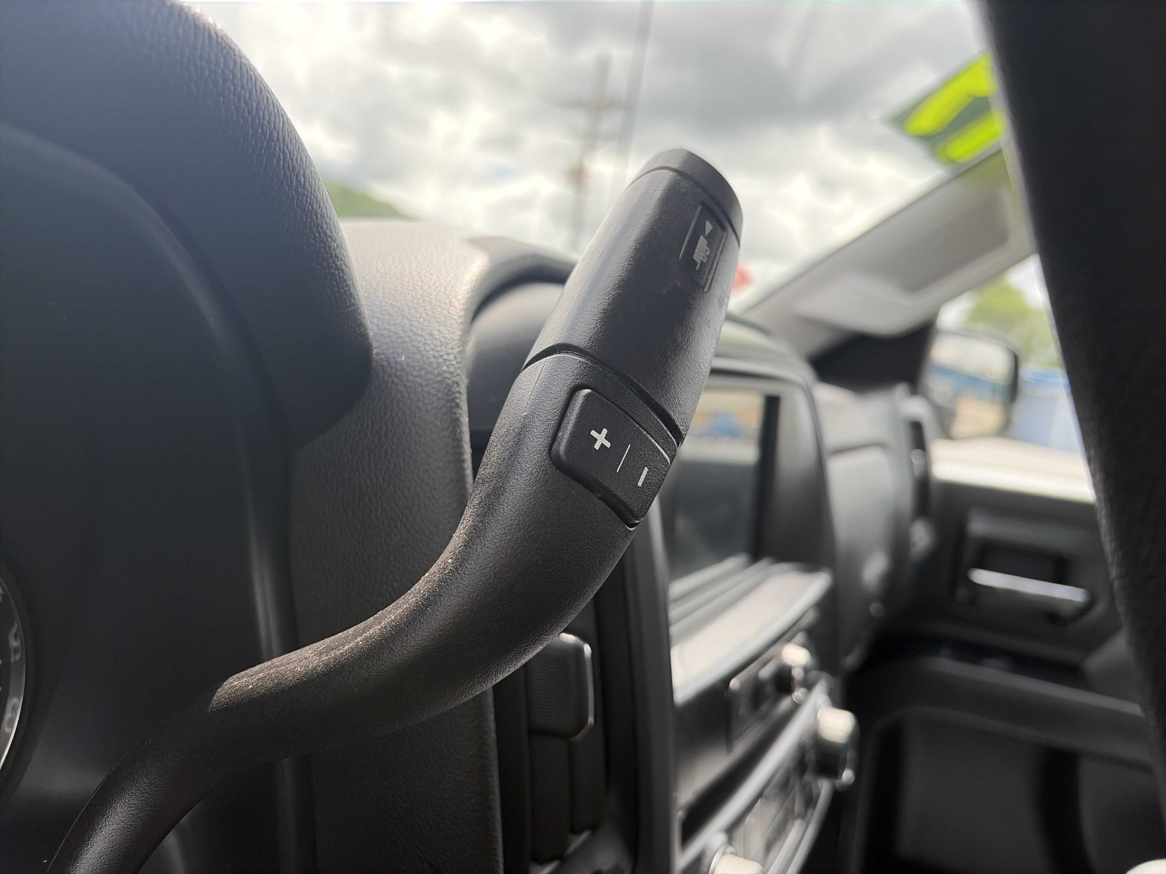 Used 2019 Chevrolet Silverado 1500 W/T AWD/4WD image 24