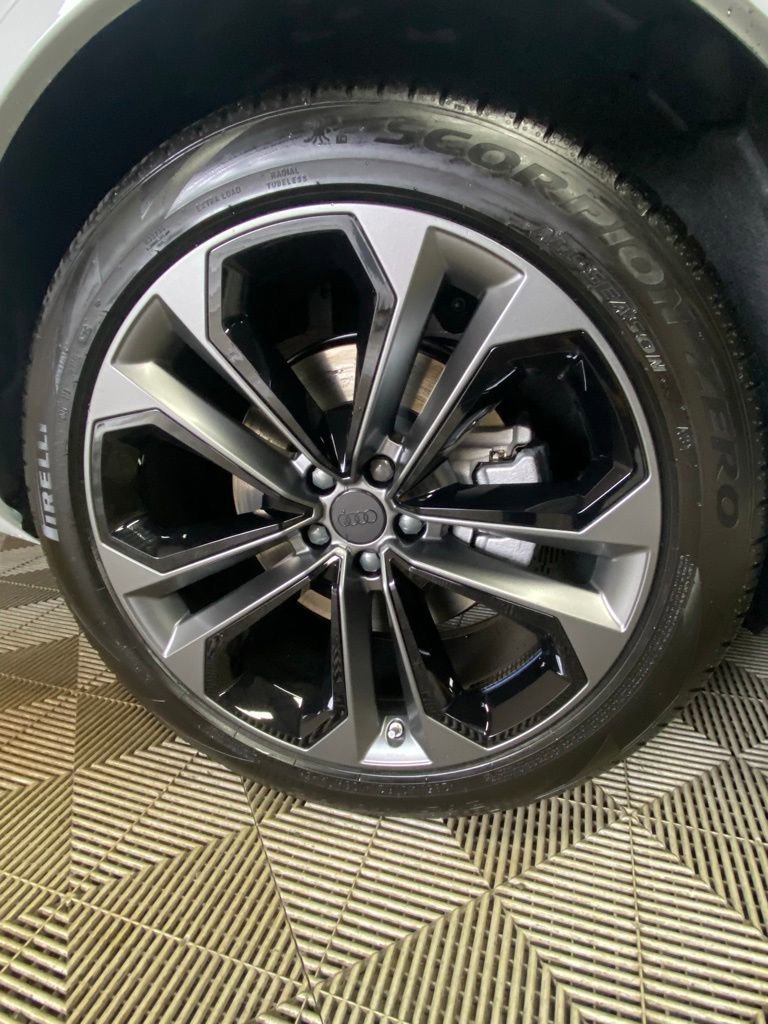 New 2026 Audi Q7 3.0T Premium Plus image 9