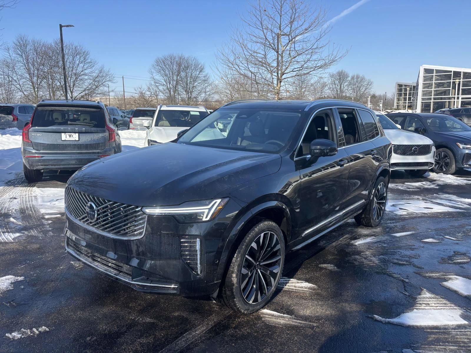 New 2026 Volvo XC90 B6 Ultra w/ Protection Package image 3