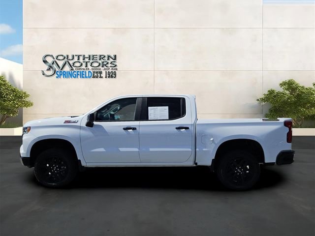 Used 2025 Chevrolet Silverado 1500 LT Trail Boss w/ Convenience Package II AWD/4WD image 2