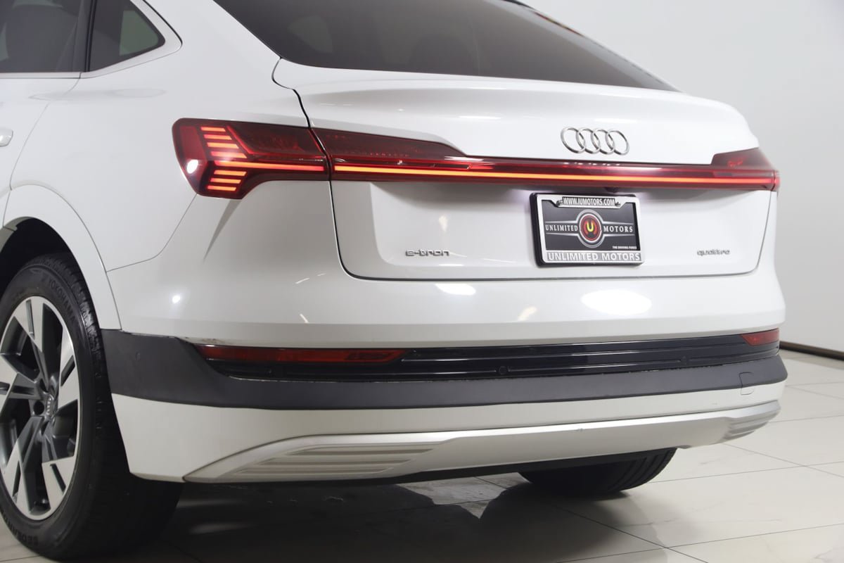 Used 2020 Audi e-tron Premium Plus AWD/4WD image 23