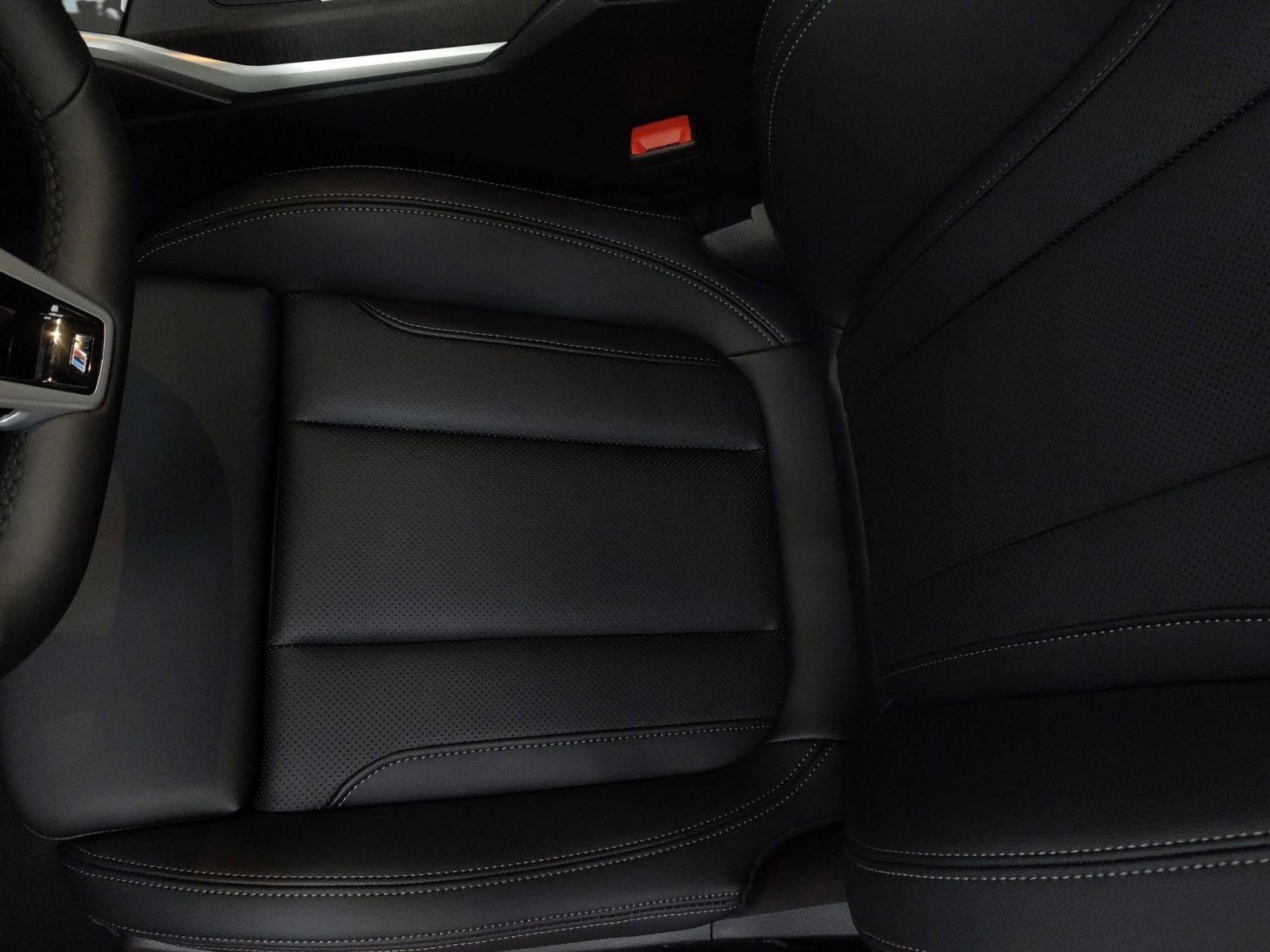 New 2026 BMW 330i xDrive Sedan w/ M Sport Package image 12