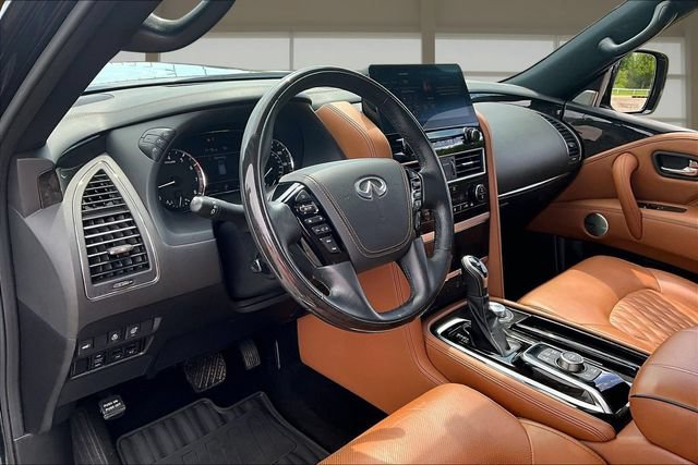 Used 2024 INFINITI QX80 Sensory AWD/4WD image 13
