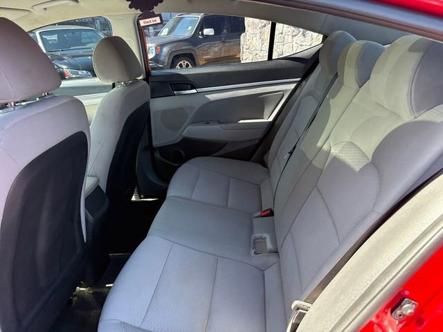 Used 2020 Hyundai Elantra SEL image 15