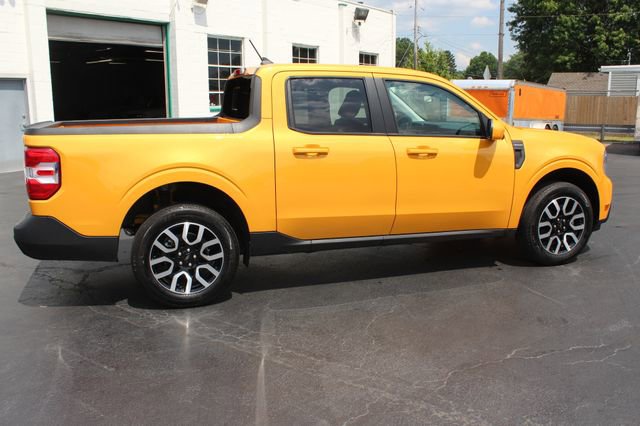 Used 2023 Ford Maverick Lariat w/ Lariat Luxury Package image 10