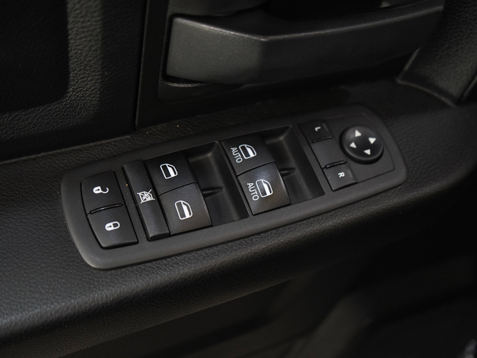 Used 2019 RAM 1500 Tradesman w/ SXT Plus Group AWD/4WD image 19