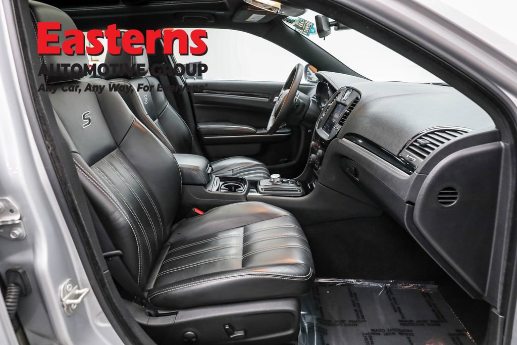 Used 2023 Chrysler 300 S image 25