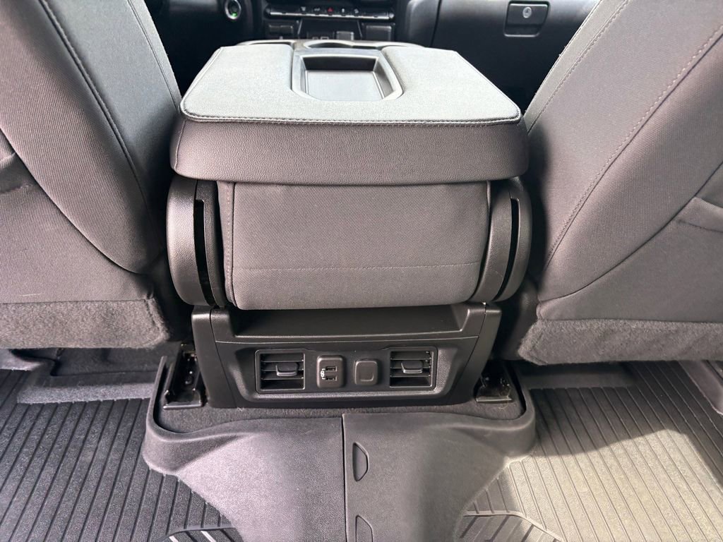 Used 2023 Chevrolet Silverado 2500 LT w/ Convenience Package image 25