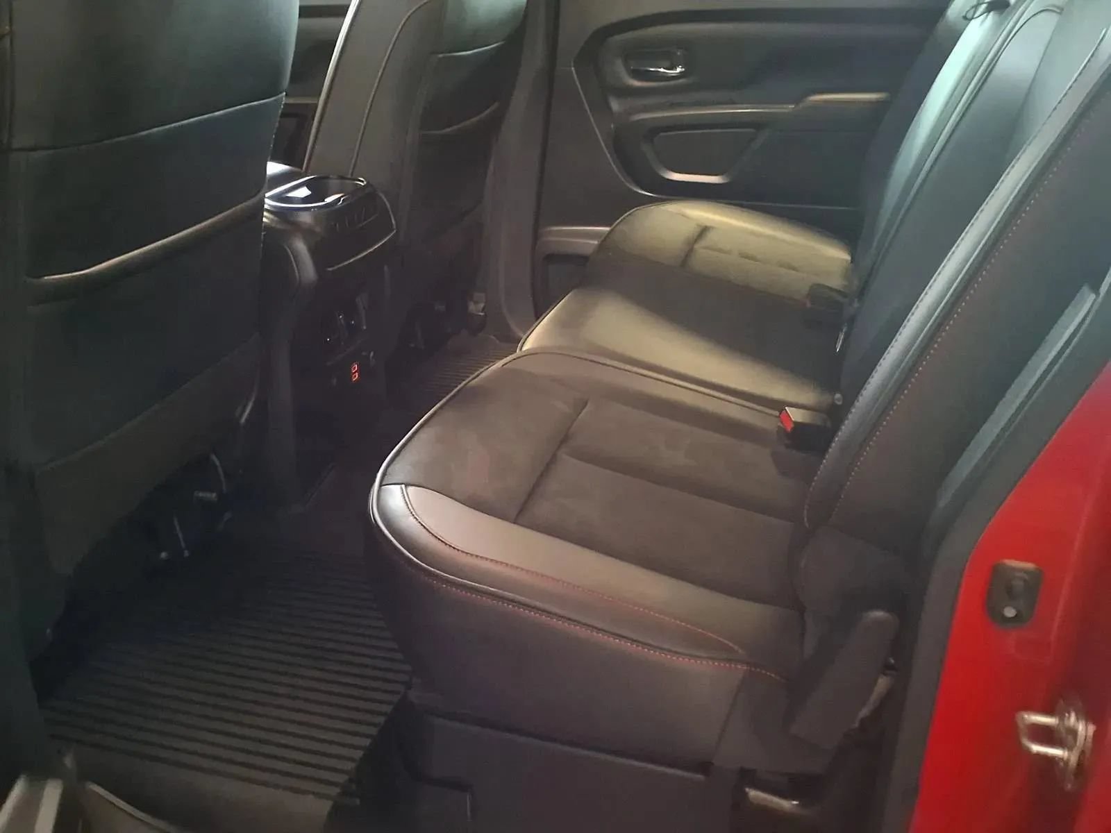 Used 2022 Nissan Titan PRO-4X w/ Off Road Protection Package AWD/4WD image 13