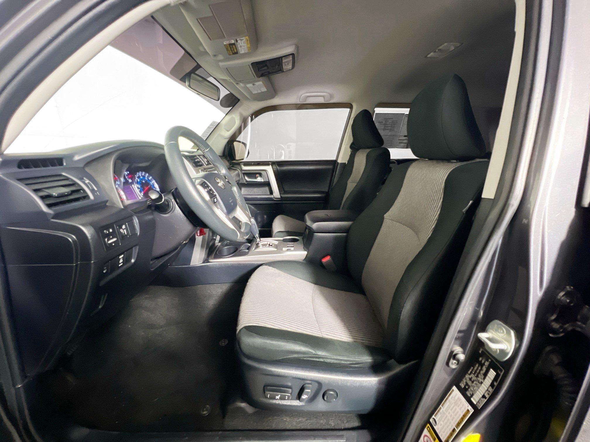Used 2019 Toyota 4Runner SR5 RWD image 13