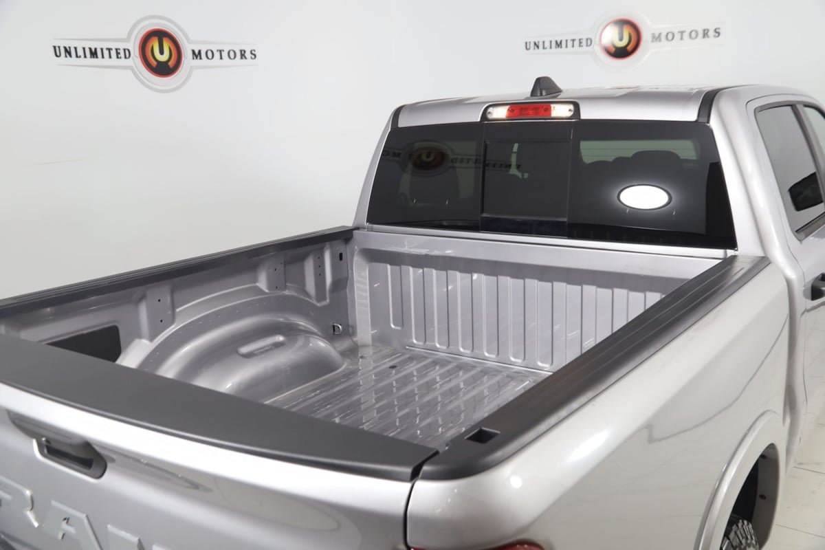 Used 2025 RAM 1500 Big Horn AWD/4WD image 33