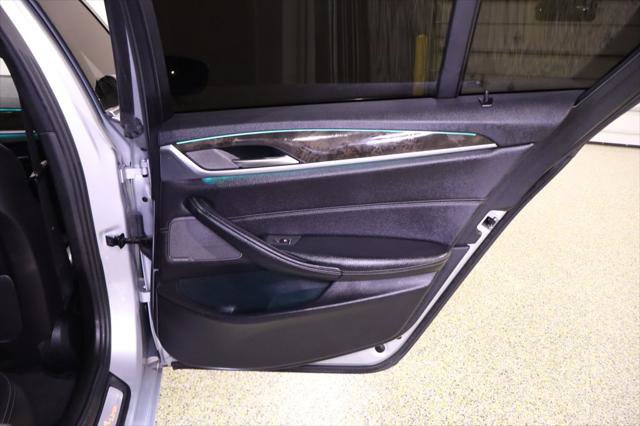 Used 2017 BMW 530i RWD image 39