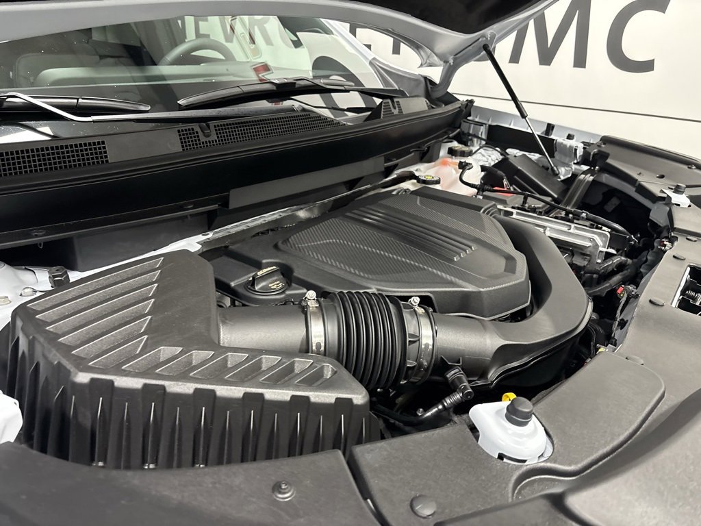 New 2026 Chevrolet Traverse LT w/ Enhanced Driving Package image 5