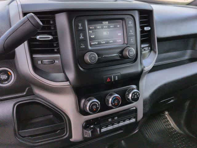 Used 2024 RAM 5500 Tradesman w/ Chrome Appearance Group AWD/4WD image 28