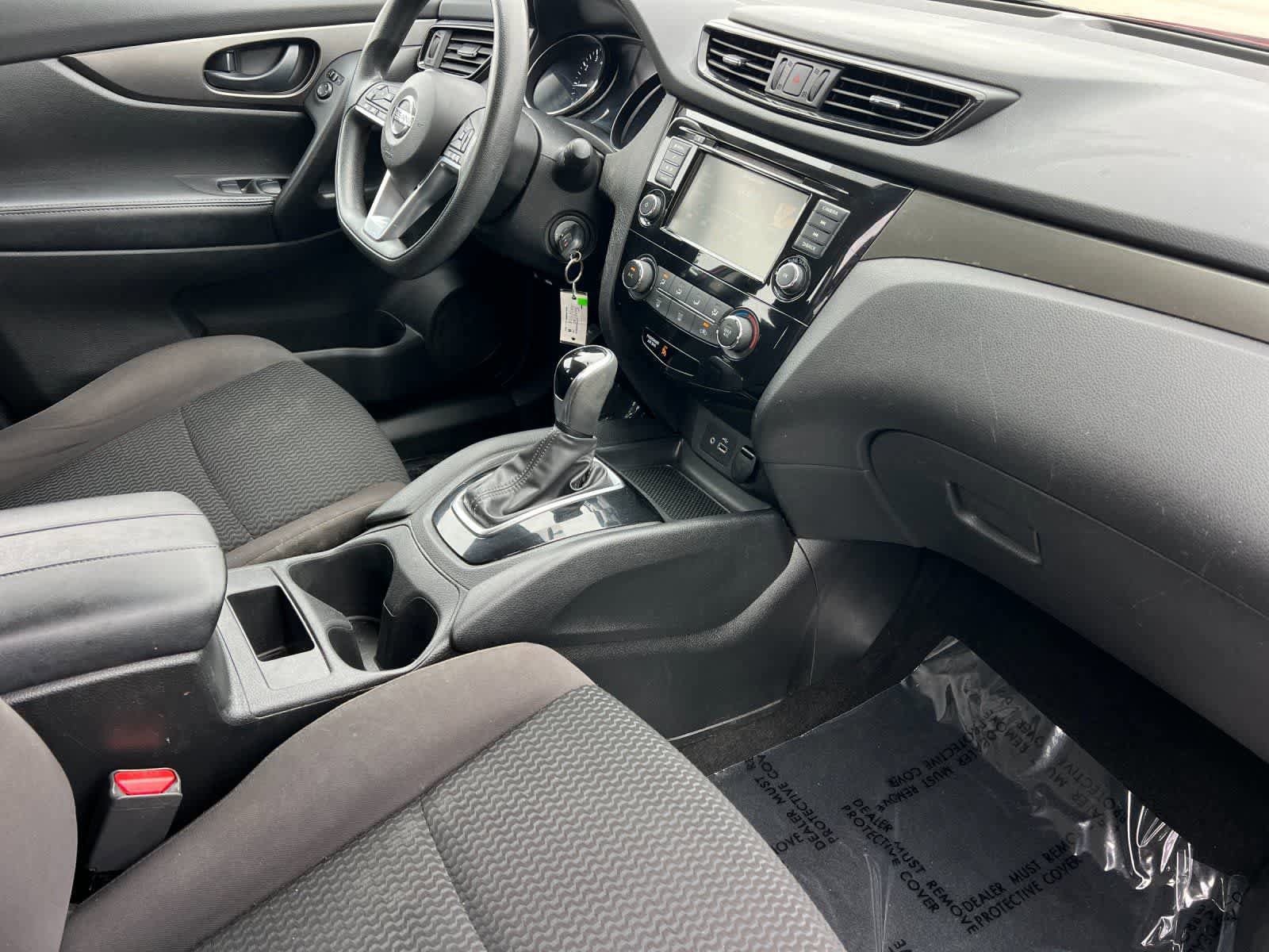 Used 2019 Nissan Rogue Sport S w/ Appearance Package FWD image 17