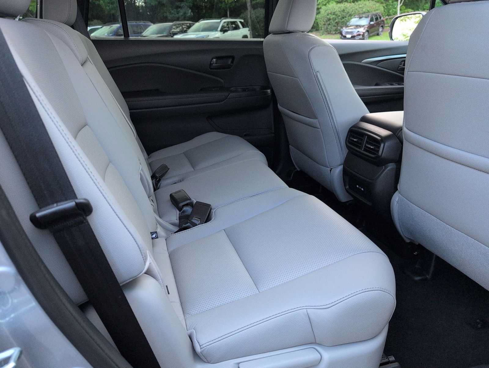 Used 2025 Honda Passport EX-L image 20