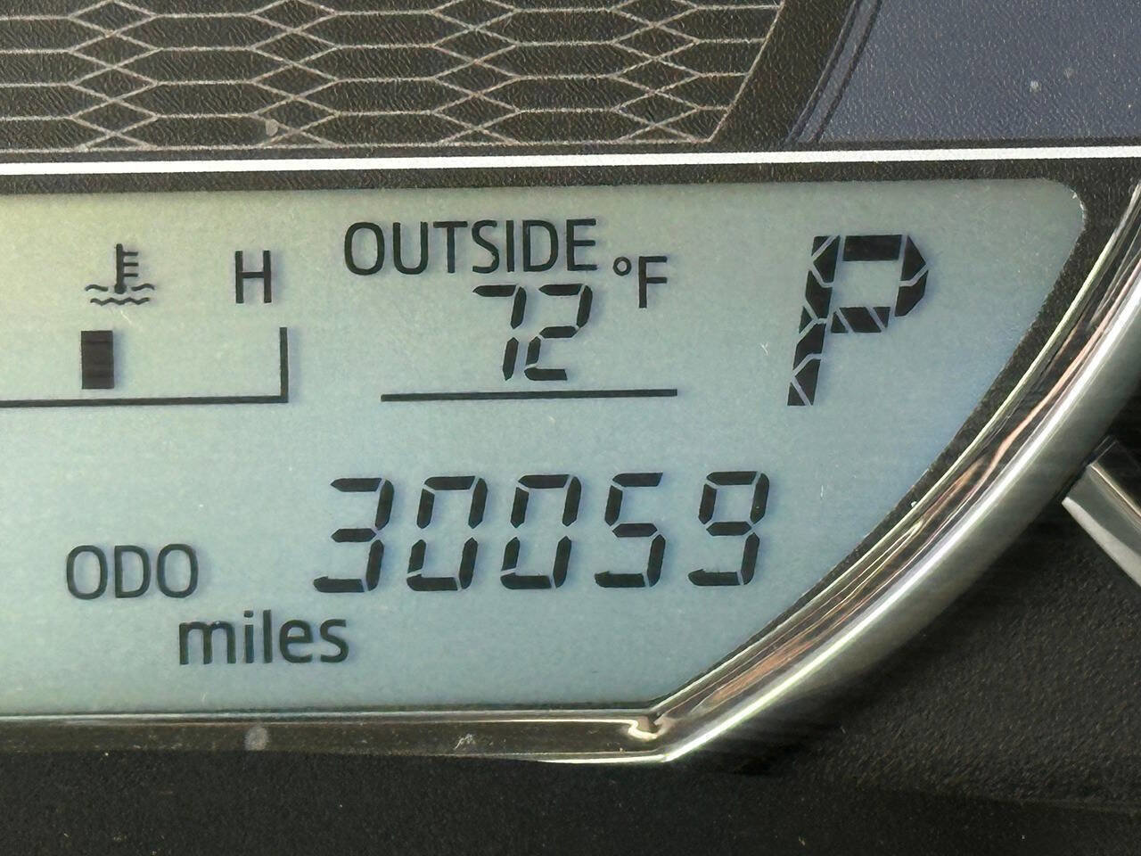 Used 2015 Toyota Corolla LE FWD image 24