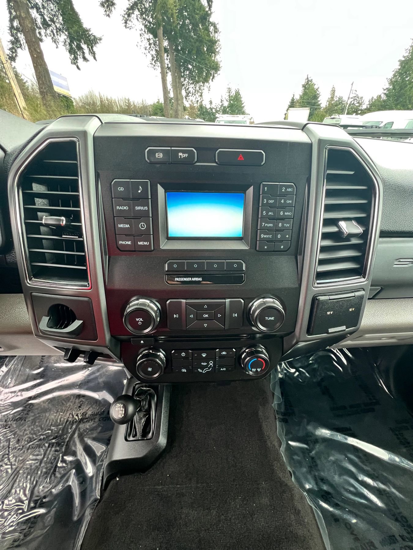 Used 2018 Ford F350 XLT AWD/4WD image 15