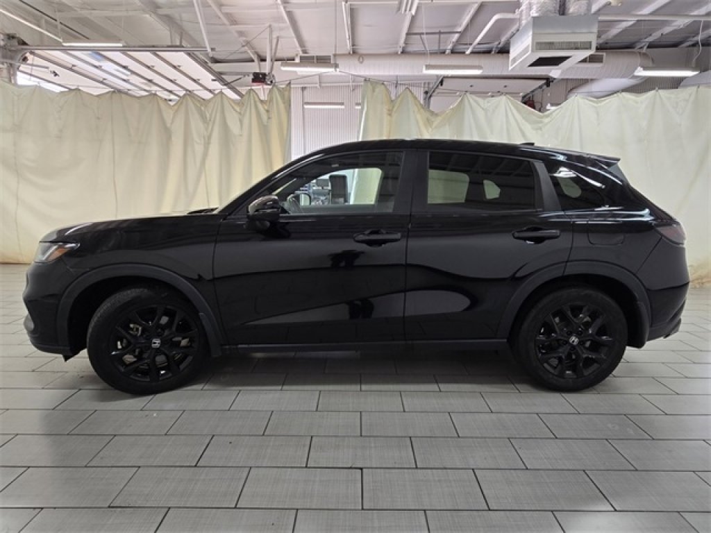 Used 2024 Honda HR-V Sport image 12