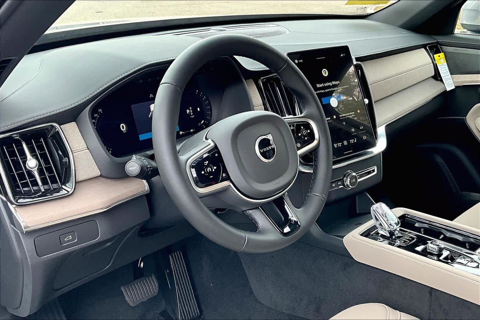 New 2026 Volvo XC90 B6 Plus w/ Protection Package Premier AWD/4WD image 9