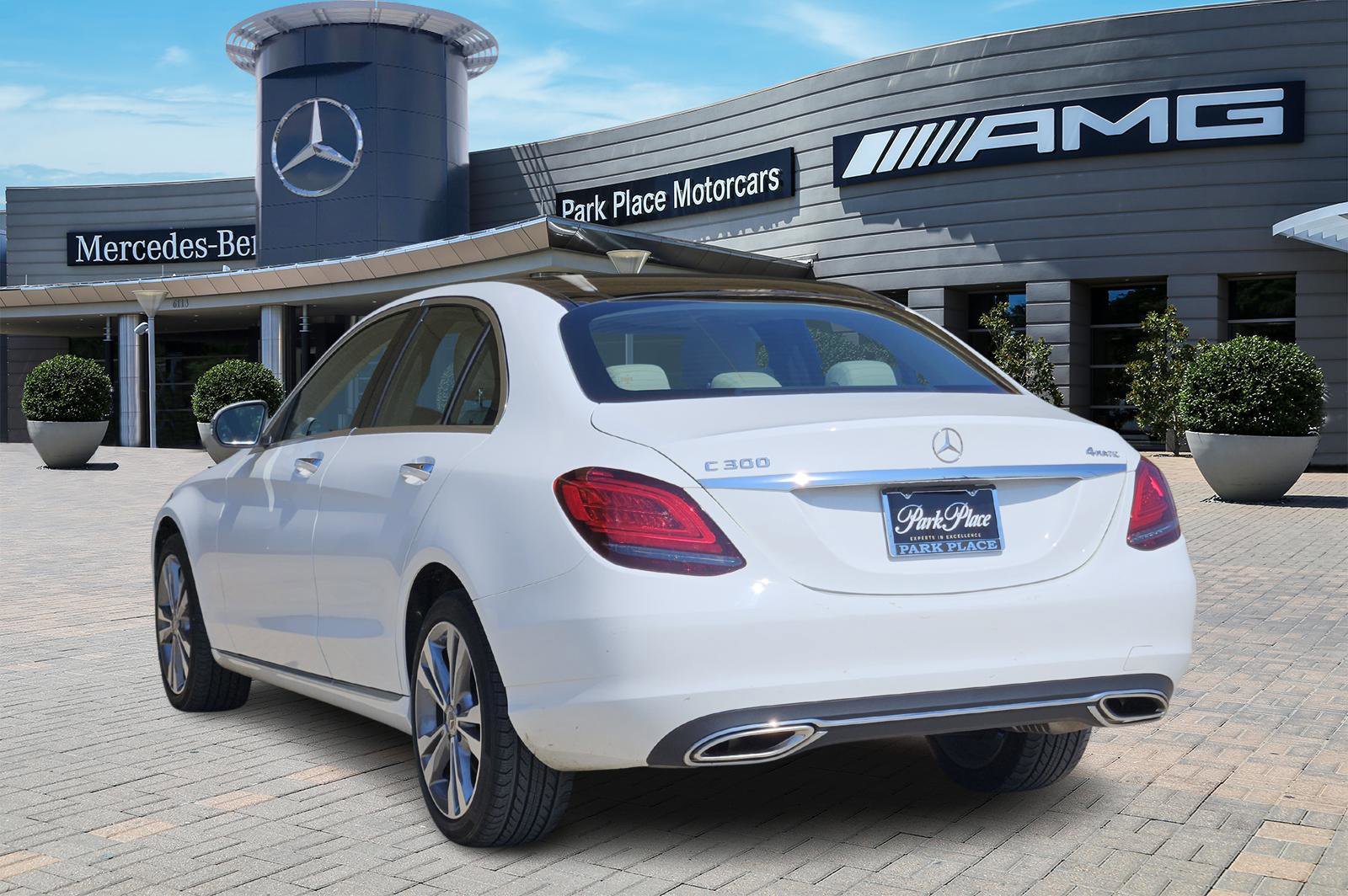 Used 2021 Mercedes-Benz C 300 4MATIC Sedan w/ Premium Package image 4