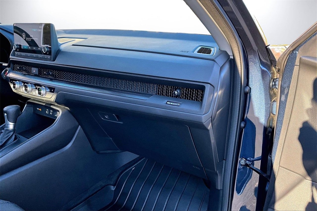 Used 2025 Honda CR-V EX image 19