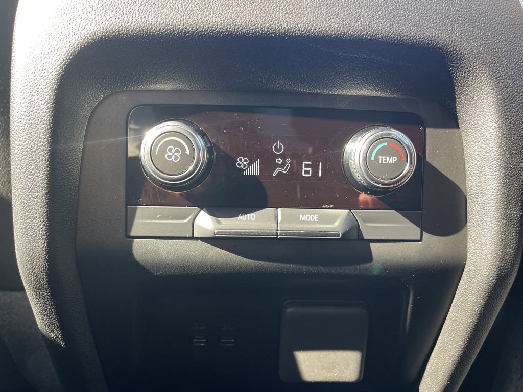 Used 2025 GMC Acadia Elevation FWD image 13
