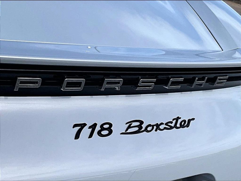 Certified 2024 Porsche 718 Boxster RWD image 22