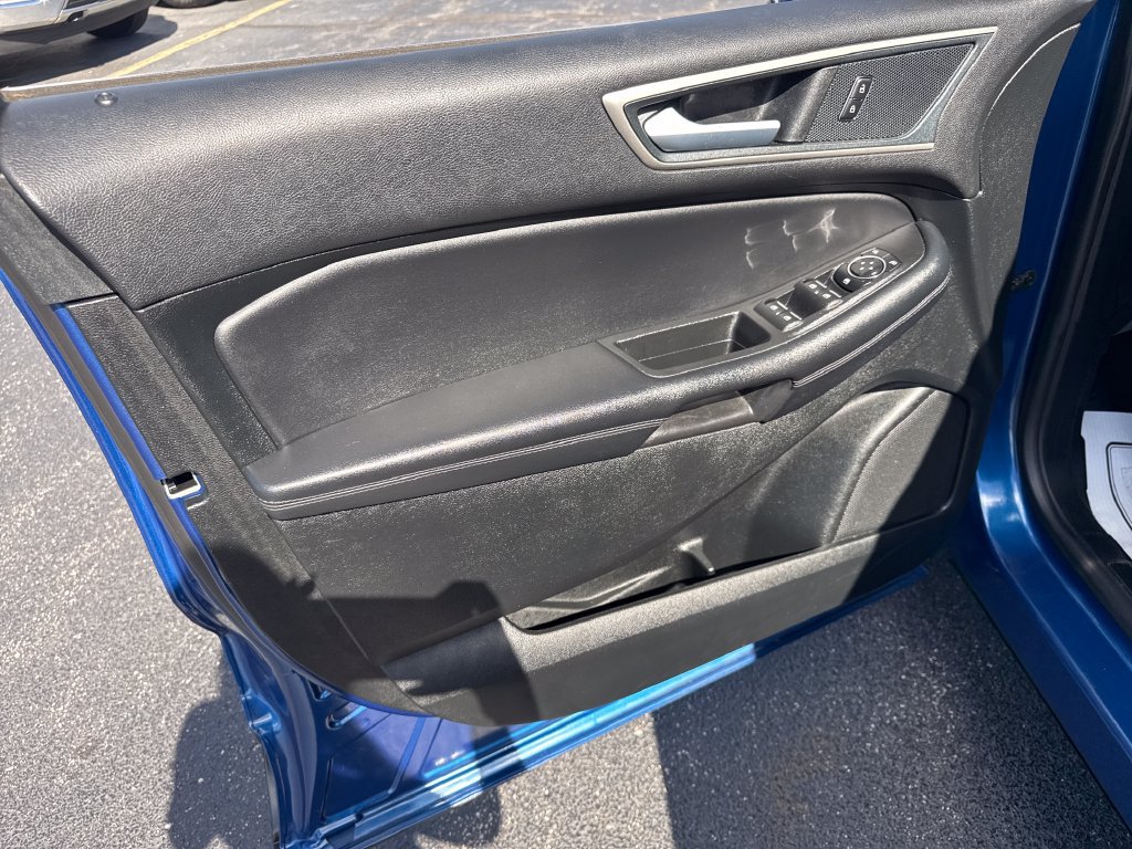 Used 2024 Ford Edge SEL AWD/4WD image 25
