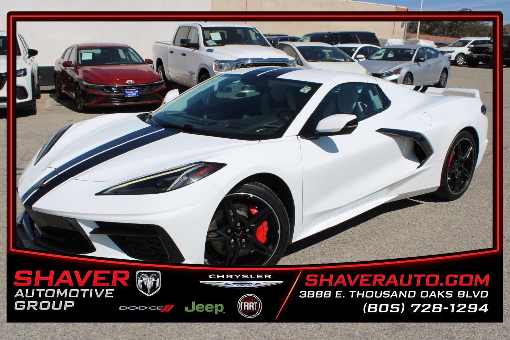 Used 2021 Chevrolet Corvette Stingray Premium Conv w/ Z51 Performance Package RWD image 1