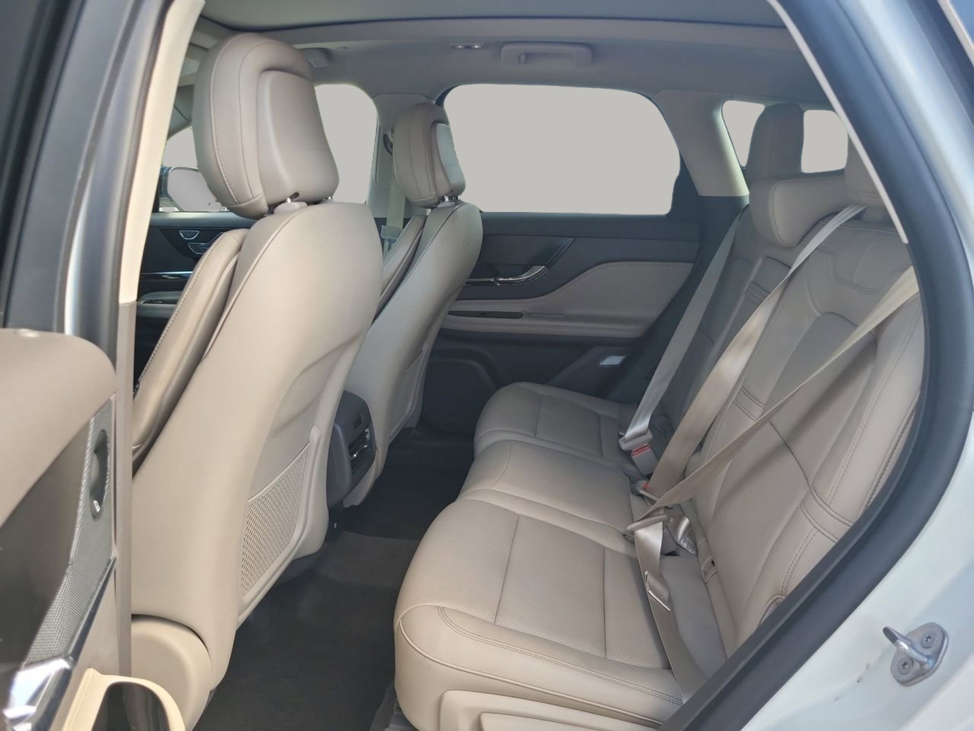 Used 2020 Lincoln Corsair Reserve w/ Elements Package image 14