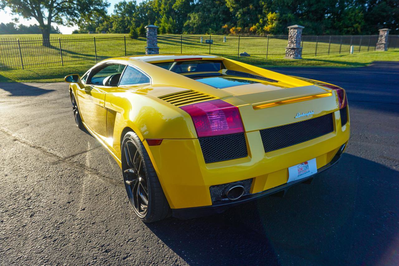 Used 2005 Lamborghini Gallardo image 10