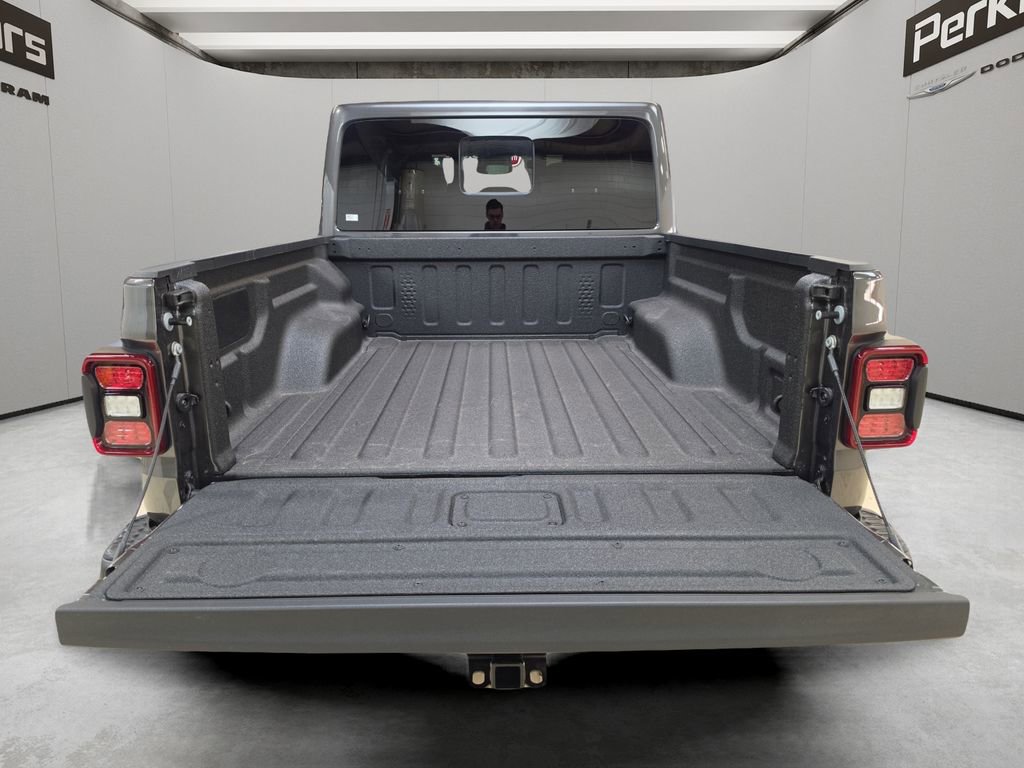 New 2026 Jeep Gladiator Rubicon AWD/4WD image 10