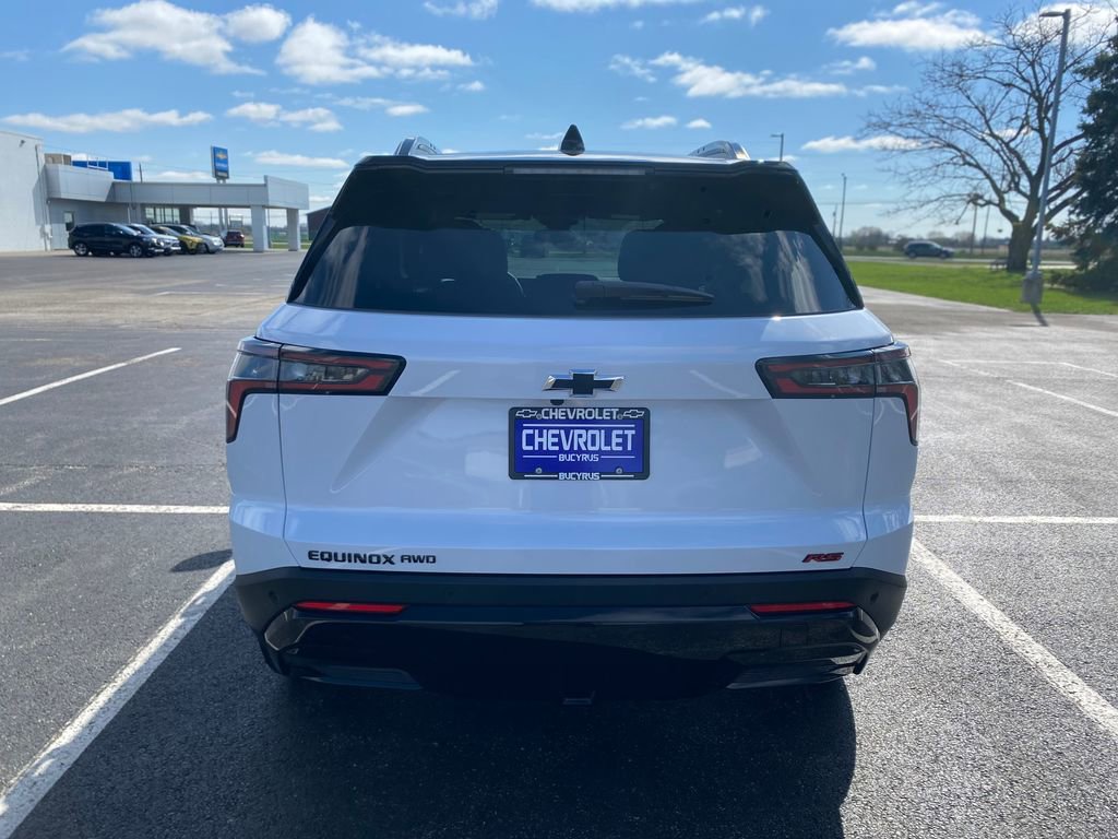 Used 2026 Chevrolet Equinox RS AWD/4WD image 6