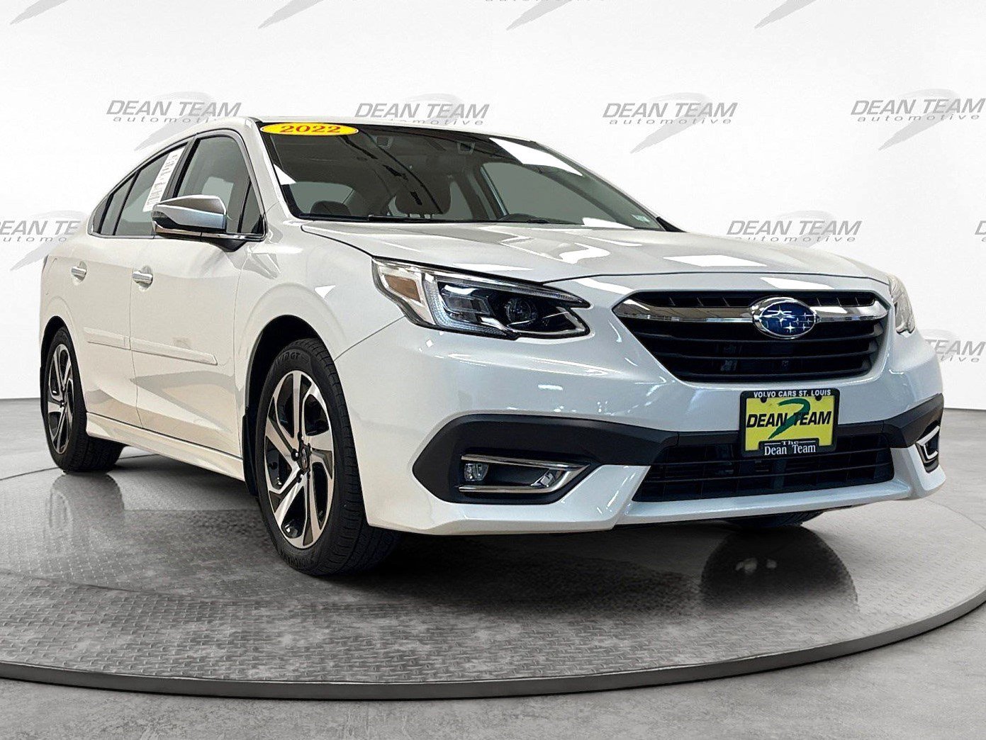 Used 2022 Subaru Legacy Touring XT AWD/4WD image 2