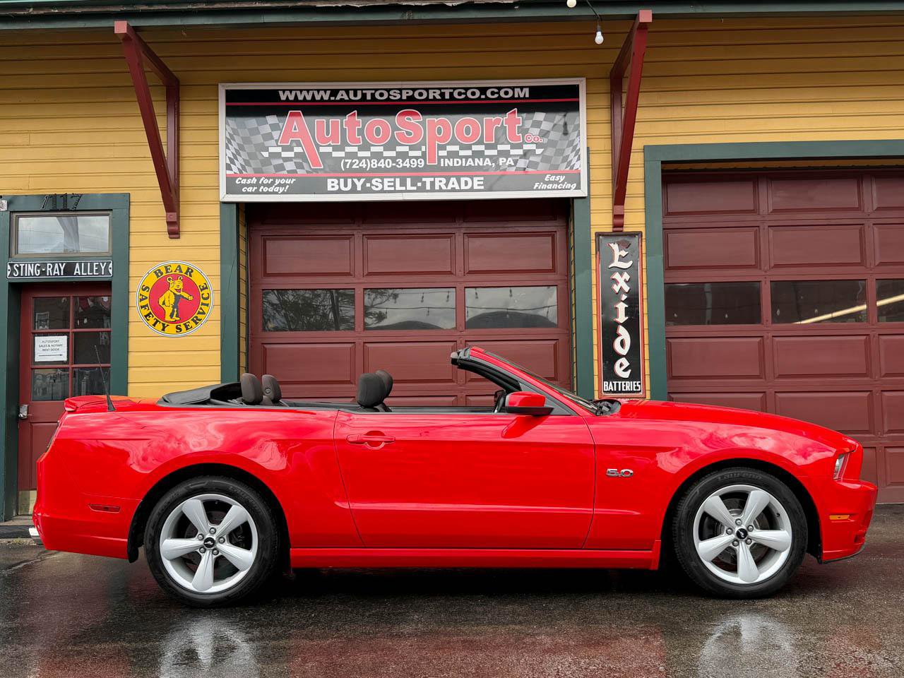 Used 2013 Ford Mustang GT w/ Security Pkg RWD image 10