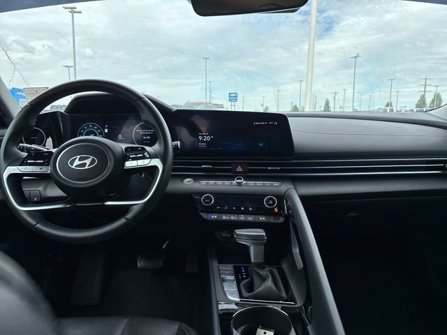 Used 2024 Hyundai Elantra Limited FWD image 14