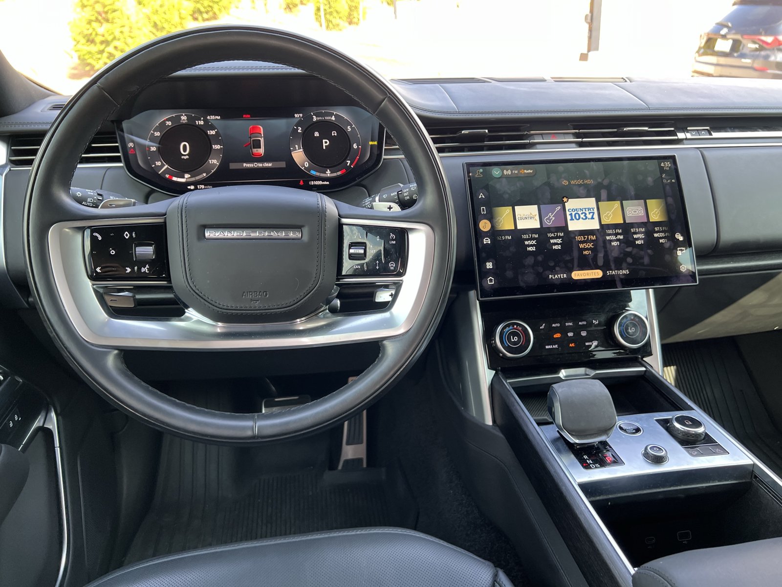Used 2023 Land Rover Range Rover SE AWD/4WD image 29